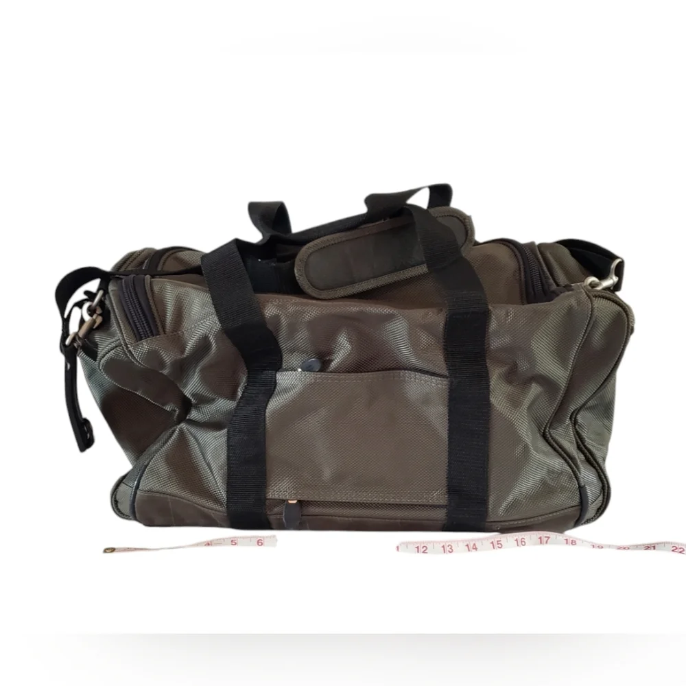 Sharper Image Olive Green Travel Bag Weekender
